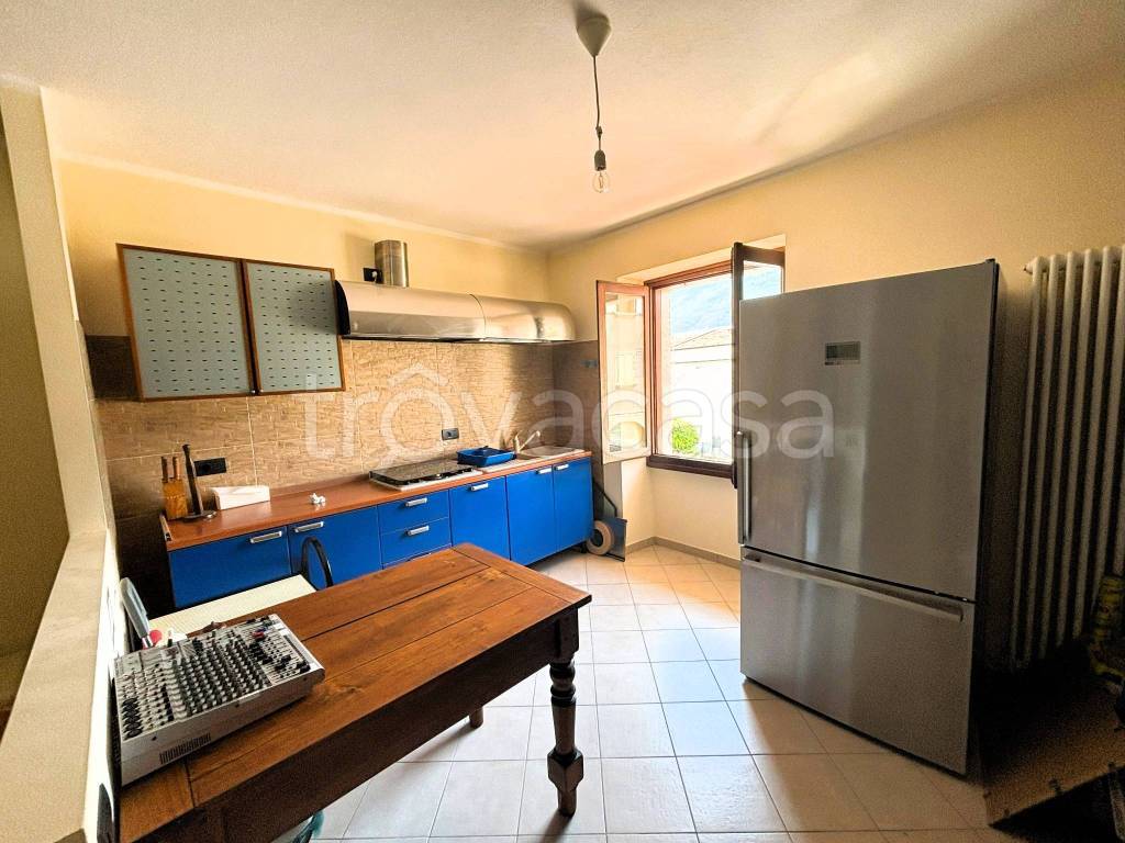 appartamento in vendita ad Ardenno