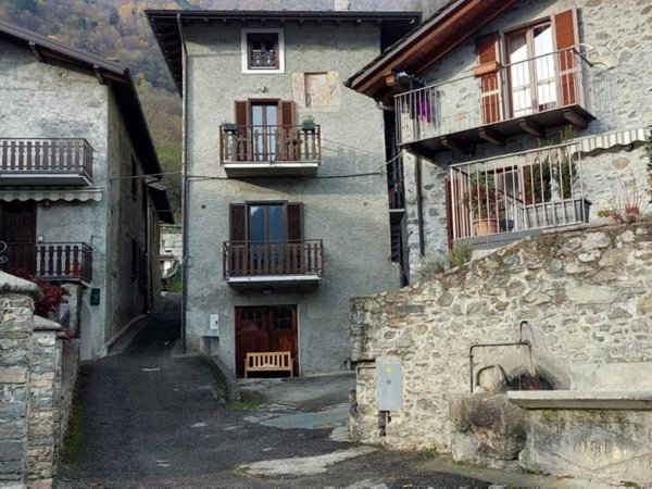 appartamento in vendita ad Ardenno