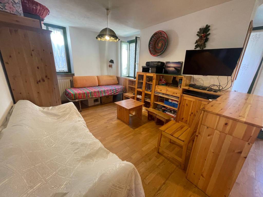 appartamento in vendita ad Ardenno