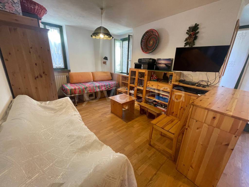 appartamento in vendita ad Ardenno