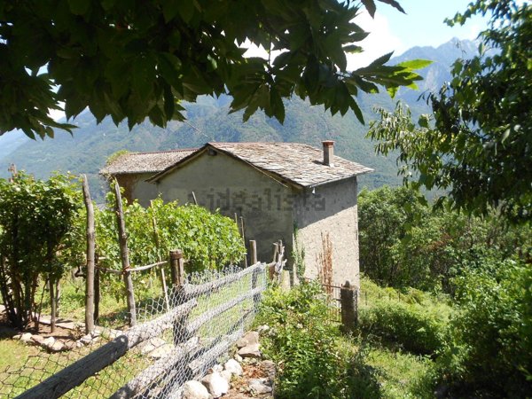 casa indipendente in vendita ad Ardenno