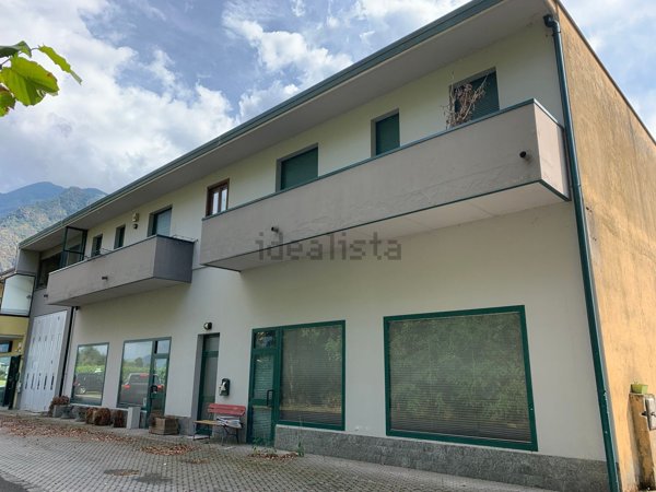 locale di sgombero in vendita ad Ardenno