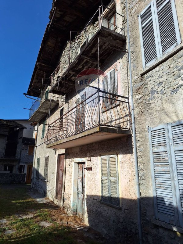 casa indipendente in vendita ad Ardenno