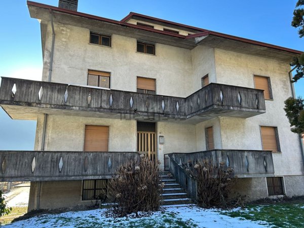 appartamento in vendita ad Ardenno in zona Masino