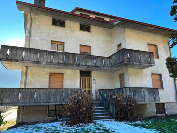 appartamento in vendita ad Ardenno in zona Masino