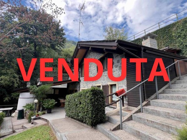casa indipendente in vendita ad Ardenno in zona Motta