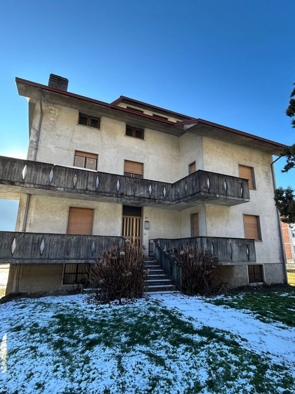 casa indipendente in vendita ad Ardenno in zona Masino