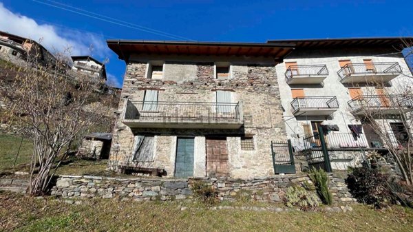 casale in vendita ad Ardenno in zona Motta
