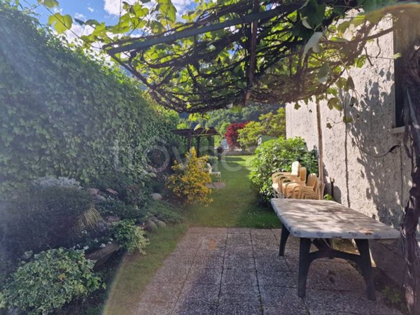appartamento in vendita ad Ardenno in zona Masino