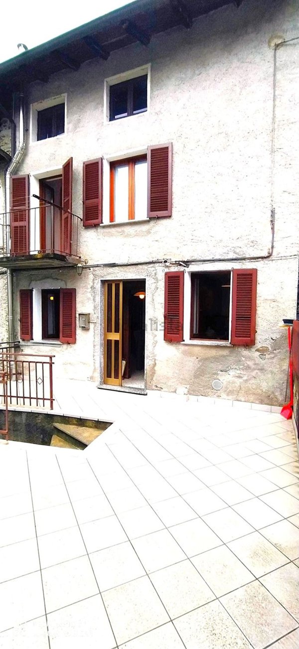 casa indipendente in vendita ad Ardenno