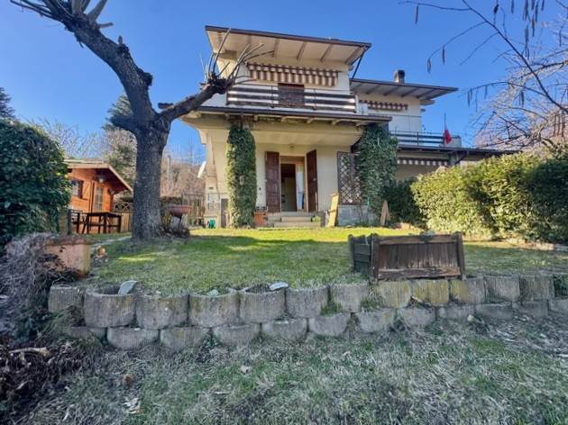 appartamento in vendita ad Ardenno in zona Gaggio