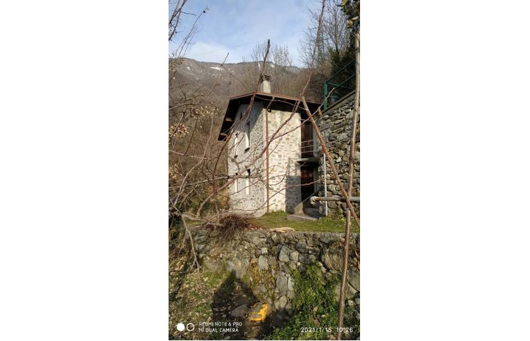 casa indipendente in vendita ad Ardenno in zona Masino