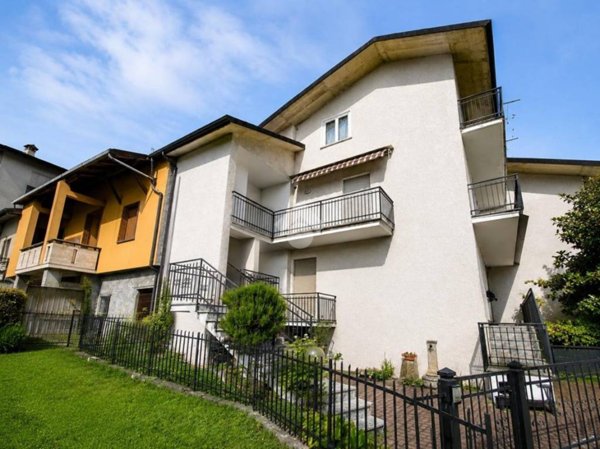 casa indipendente in vendita ad Ardenno