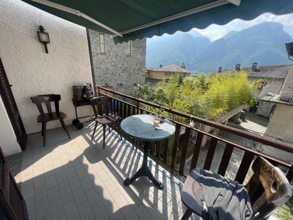 casa indipendente in vendita ad Ardenno in zona Masino