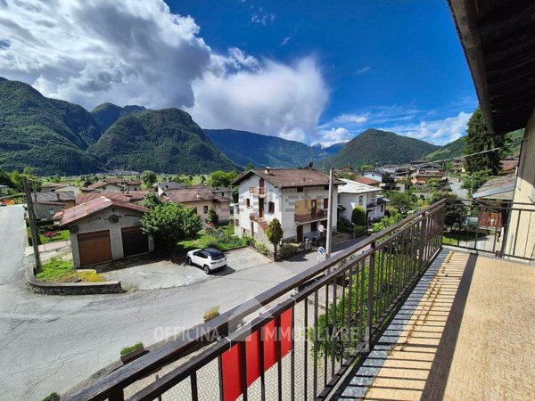 appartamento in vendita ad Ardenno in zona Masino