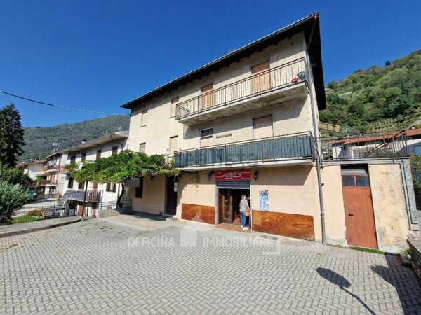 appartamento in vendita ad Ardenno in zona Masino