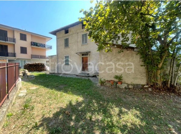 casa indipendente in vendita ad Ardenno in zona Gaggio