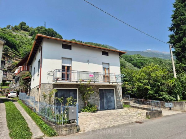 casa indipendente in vendita ad Ardenno in zona Masino