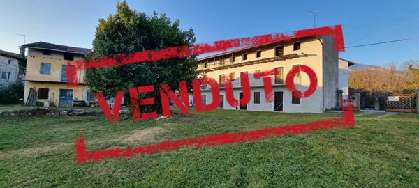 casa indipendente in vendita a Berbenno di Valtellina in zona Pedemonte