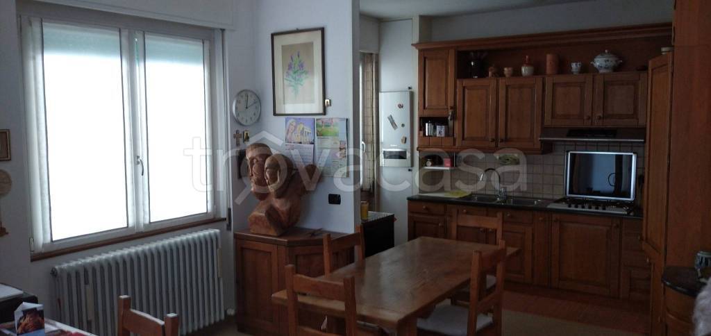 appartamento in vendita a Berbenno di Valtellina in zona Monastero