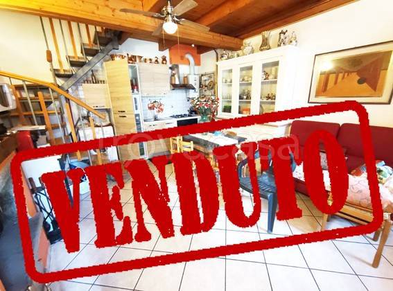 appartamento in vendita a Berbenno di Valtellina in zona Polaggia