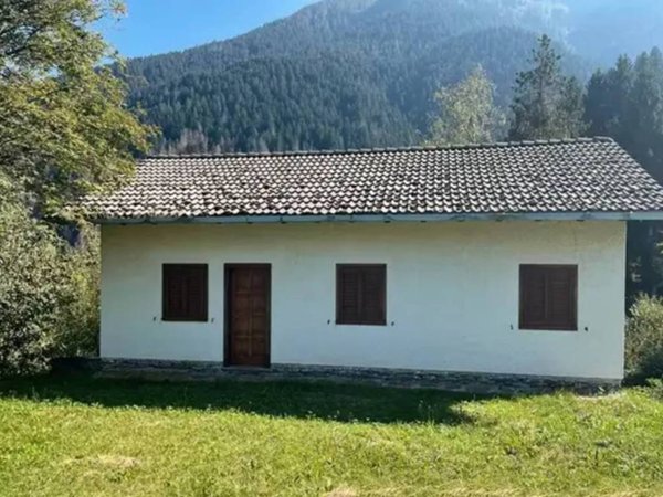 casa indipendente in vendita a Berbenno di Valtellina