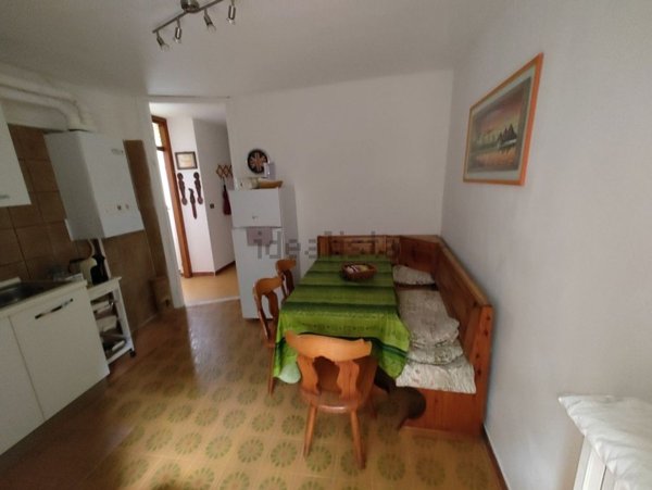 appartamento in vendita a Berbenno di Valtellina in zona Polaggia