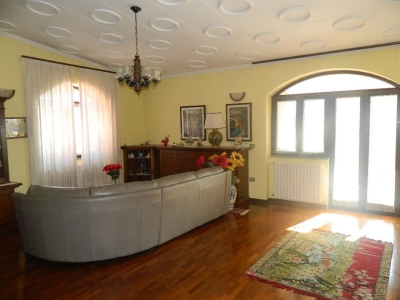 casa indipendente in vendita a Berbenno di Valtellina