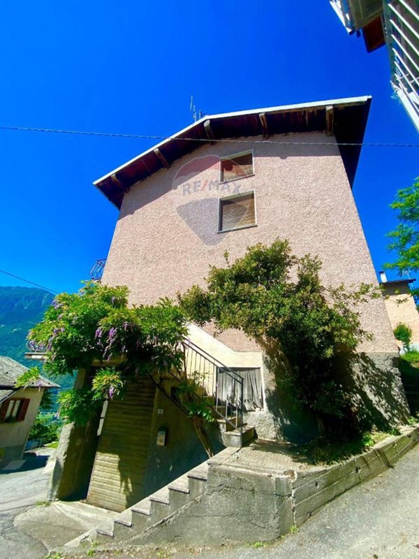 casa indipendente in vendita a Berbenno di Valtellina