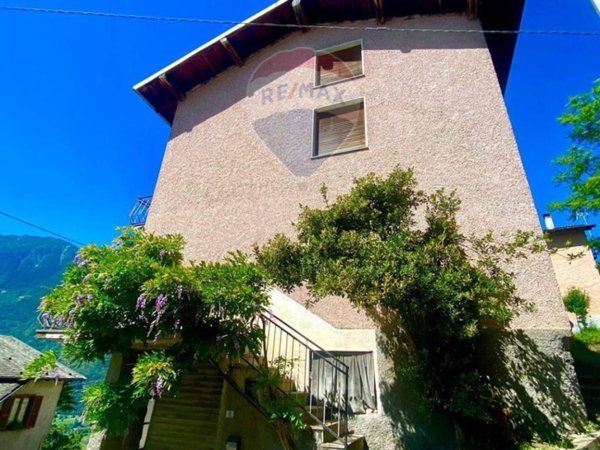 casa indipendente in vendita a Berbenno di Valtellina