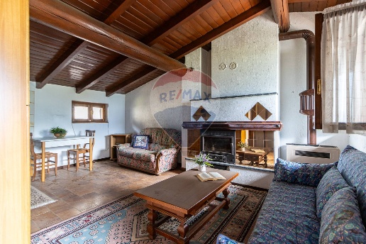 appartamento in vendita a Berbenno di Valtellina in zona Regoledo