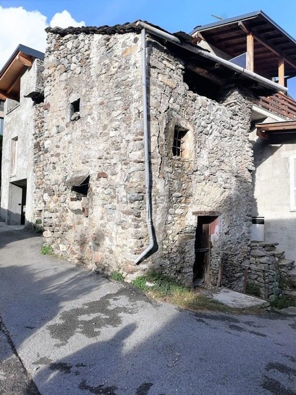 pentavano in vendita a Berbenno di Valtellina