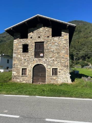 casa indipendente in vendita a Berbenno di Valtellina