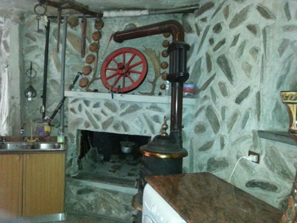 casa indipendente in vendita a Berbenno di Valtellina in zona Polaggia