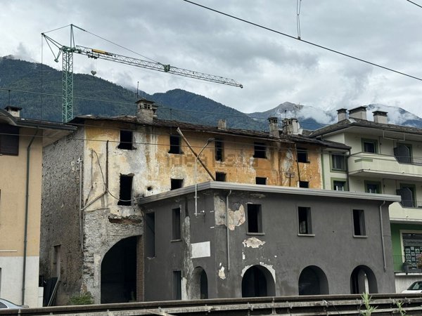 rudere in vendita a Berbenno di Valtellina