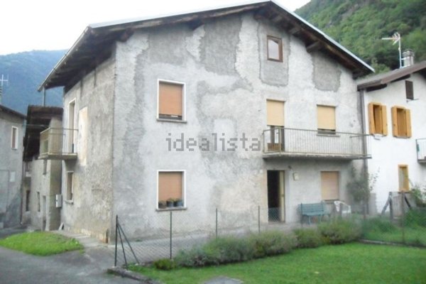 casa indipendente in vendita a Berbenno di Valtellina in zona Maroggia