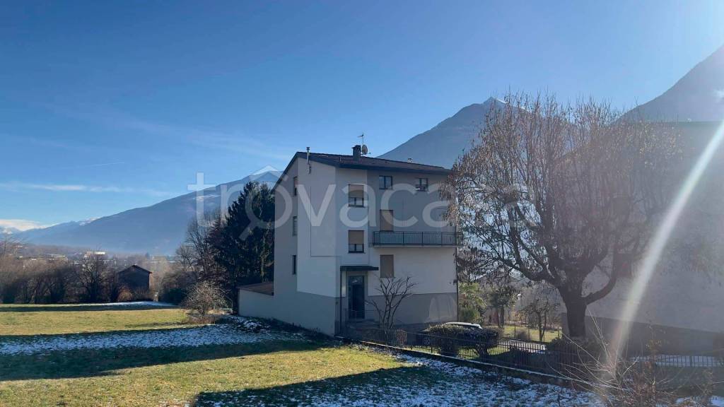 appartamento in vendita a Berbenno di Valtellina