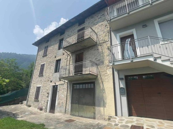casale in vendita a Berbenno di Valtellina in zona Monastero
