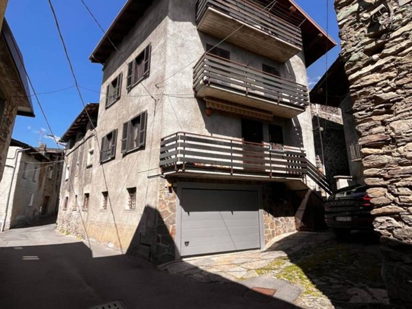 casa indipendente in vendita a Berbenno di Valtellina