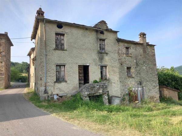 casa indipendente in vendita a Berbenno di Valtellina in zona Monastero