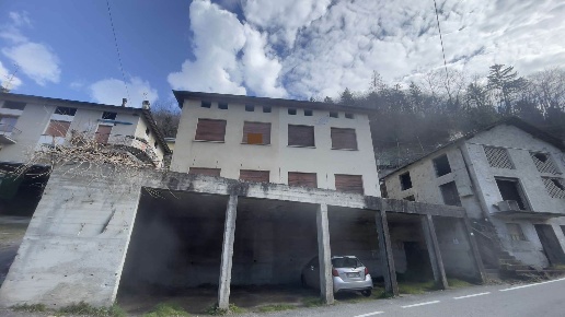casa indipendente in vendita a Berbenno di Valtellina in zona Maroggia