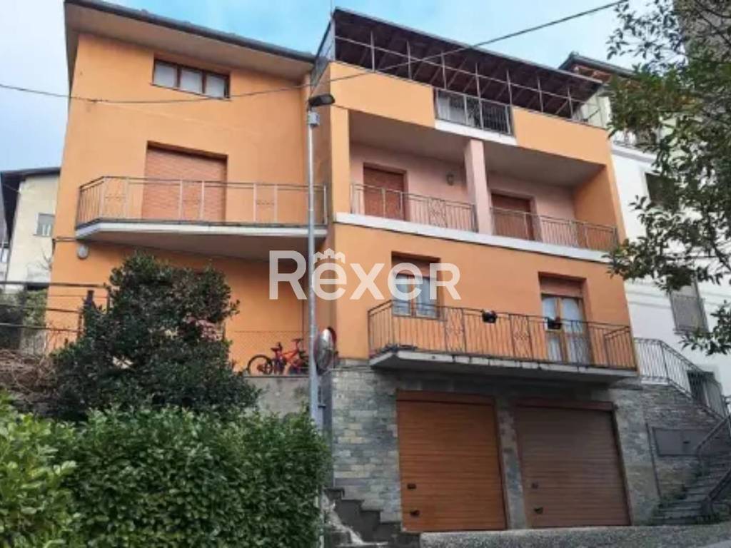 casa indipendente in vendita a Berbenno di Valtellina in zona Polaggia