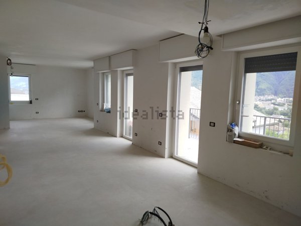 appartamento in vendita a Berbenno di Valtellina in zona San Pietro Berbenno