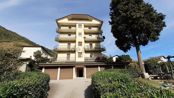 appartamento in vendita a Bianzone in zona Campione