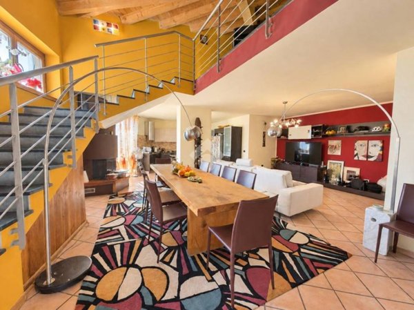casa indipendente in vendita a Bianzone in zona Campione