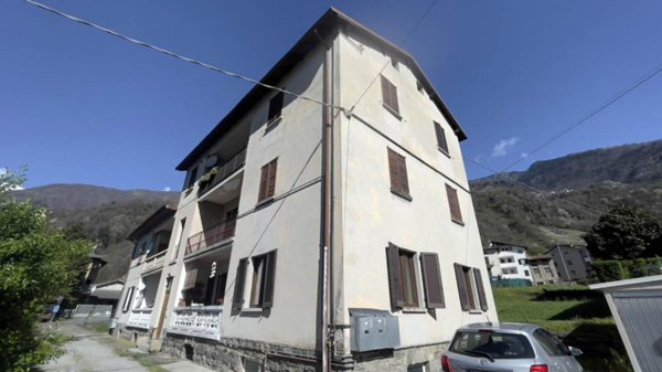 appartamento in vendita a Buglio in Monte