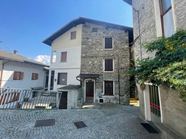 casa indipendente in vendita a Buglio in Monte