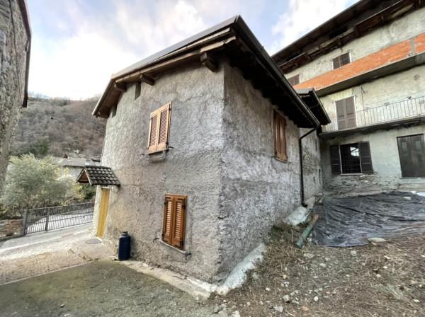casa indipendente in vendita a Buglio in Monte