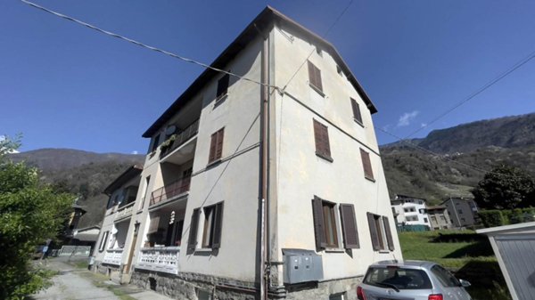 appartamento in vendita a Buglio in Monte