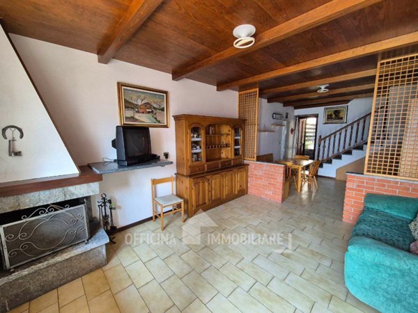 appartamento in vendita a Buglio in Monte